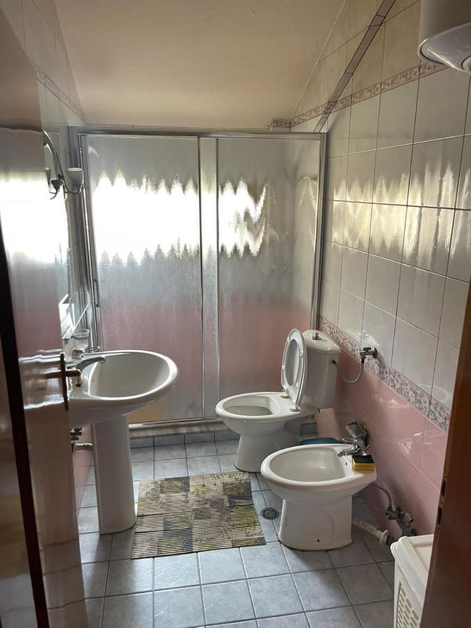Appartement Vila Dedi à Shkodër Extérieur photo