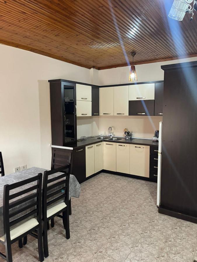 Appartement Vila Dedi à Shkodër Extérieur photo