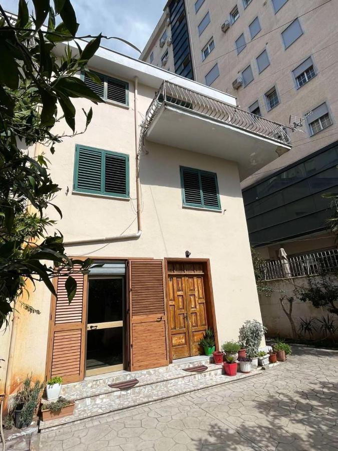 Appartement Vila Dedi à Shkodër Extérieur photo